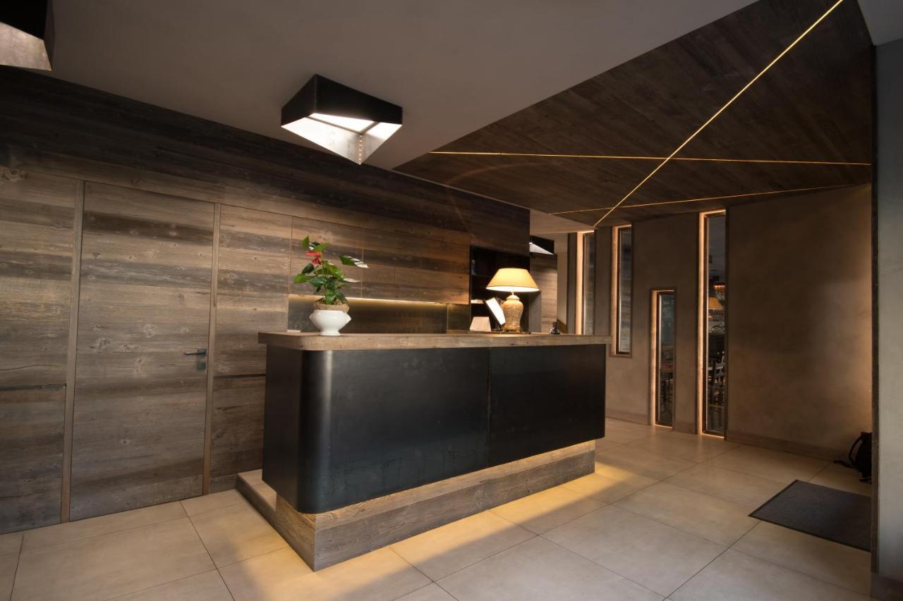 Crimea Wine Hotel Chiavenna Luaran gambar